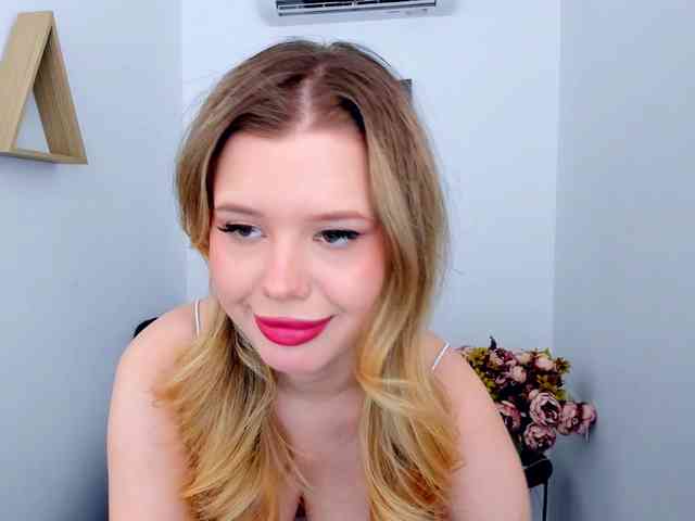 GlamorousGirl webcam