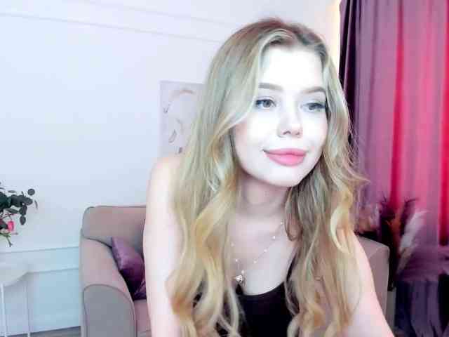 GlamorousGirl webcam