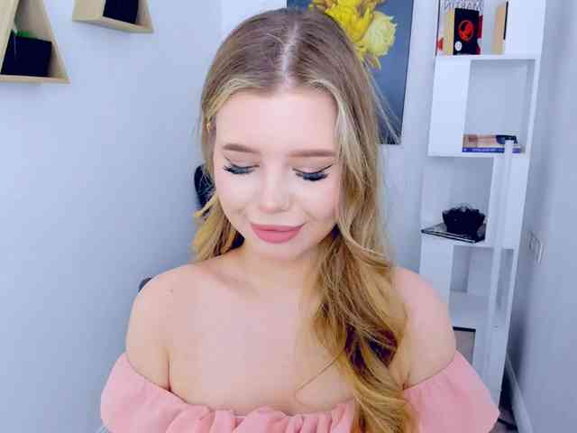 GlamorousGirl webcam