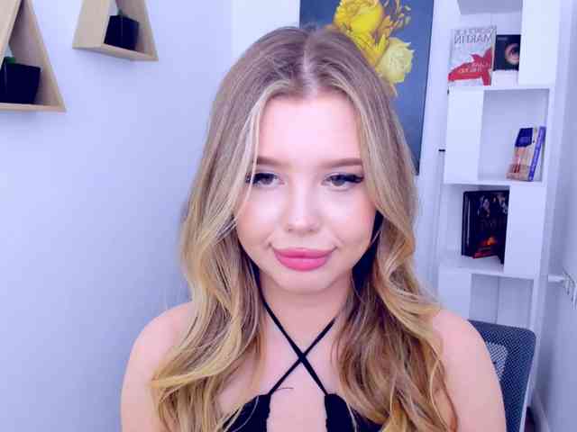 GlamorousGirl webcam
