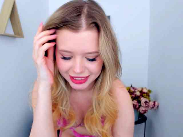 GlamorousGirl webcam