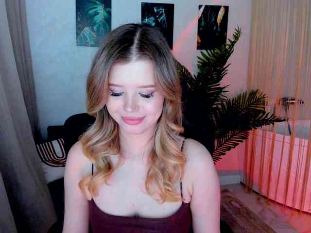 GlamorousGirl webcam