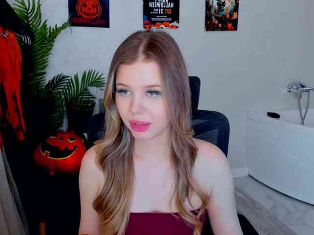 GlamorousGirl webcam