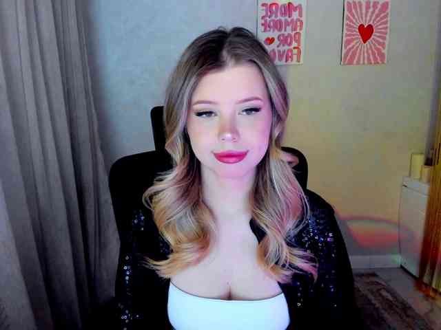 GlamorousGirl webcam