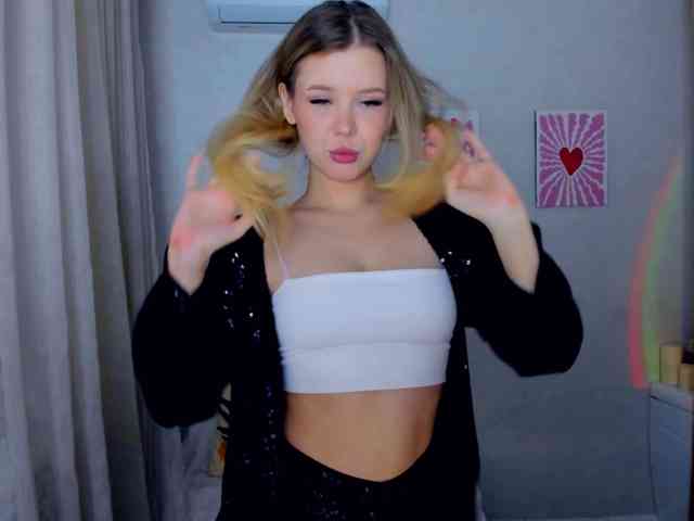 GlamorousGirl webcam