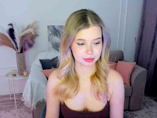 GlamorousGirl webcam