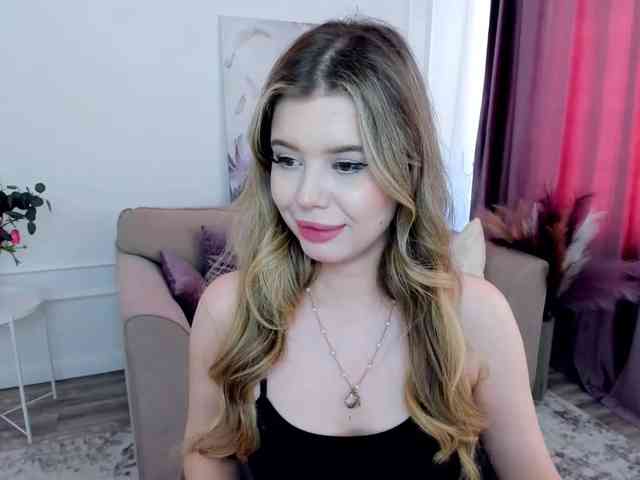 GlamorousGirl webcam