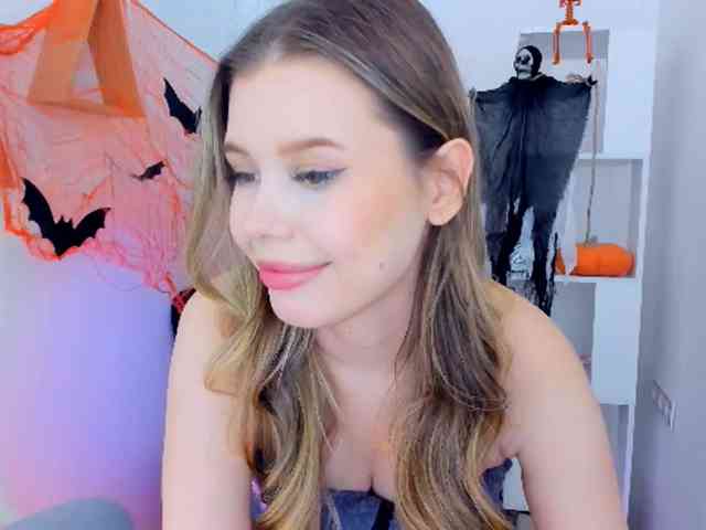 GlamorousGirl webcam
