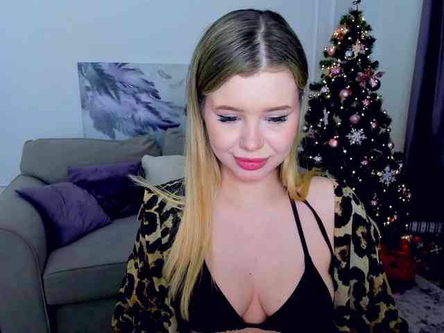 GlamorousGirl webcam