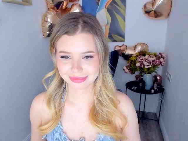 GlamorousGirl webcam