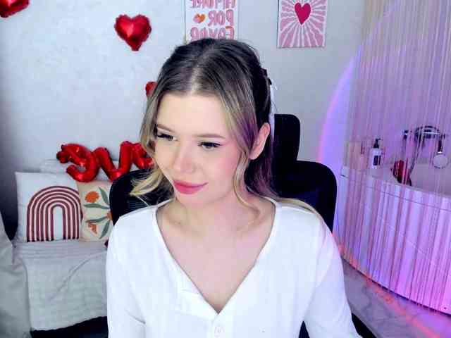 GlamorousGirl webcam