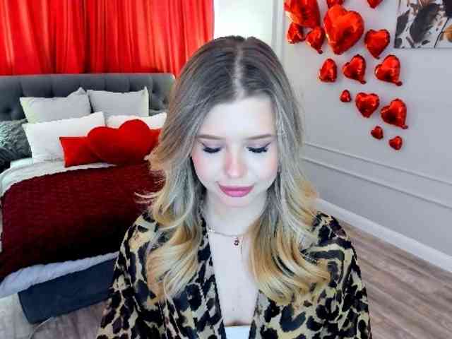 GlamorousGirl webcam