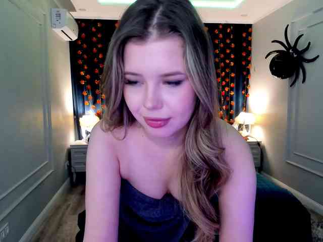 GlamorousGirl webcam