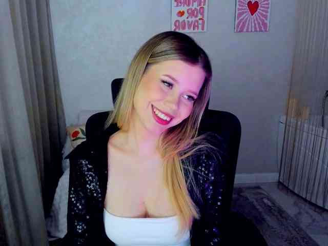 GlamorousGirl webcam