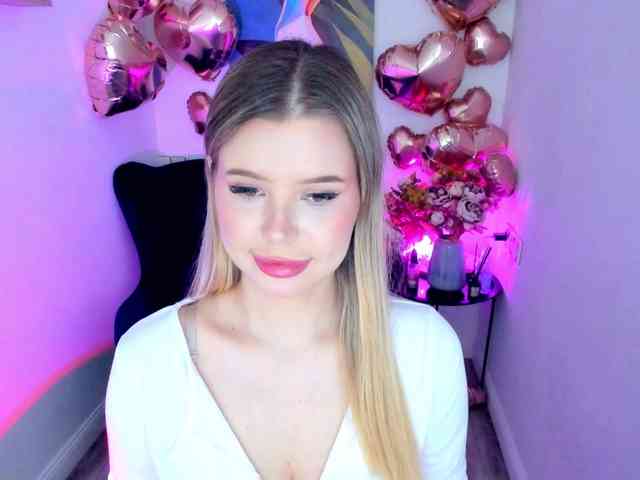 GlamorousGirl webcam