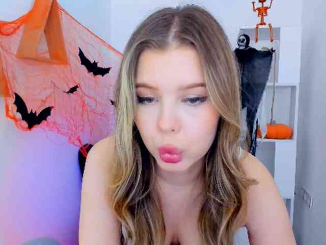 GlamorousGirl webcam