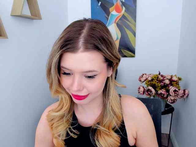 GlamorousGirl webcam