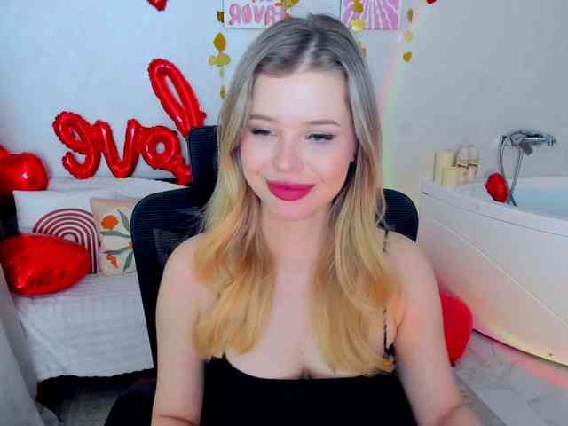 GlamorousGirl webcam