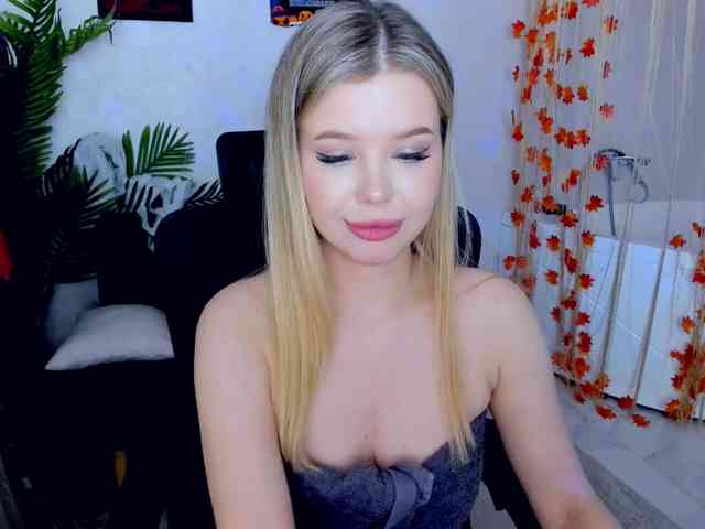 GlamorousGirl webcam