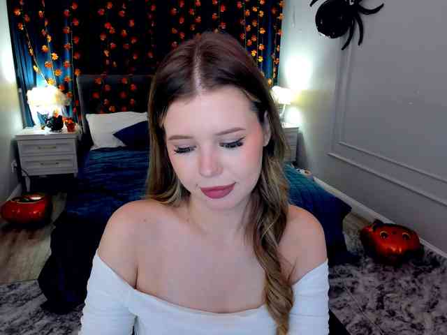 GlamorousGirl webcam