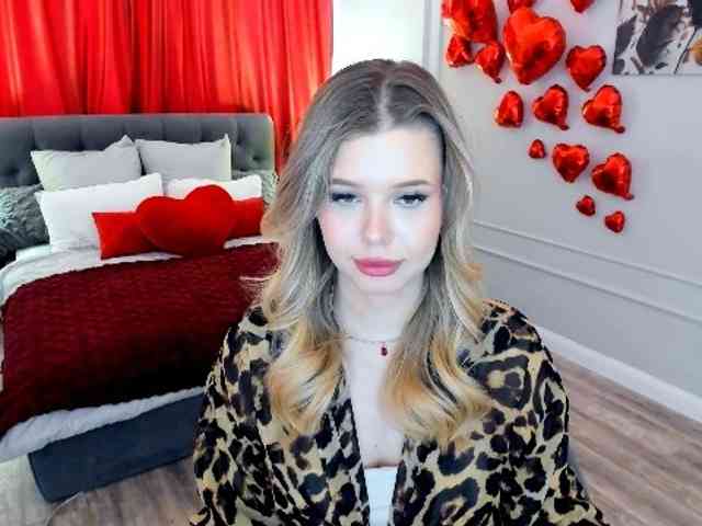 GlamorousGirl webcam