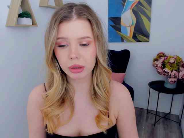 GlamorousGirl webcam