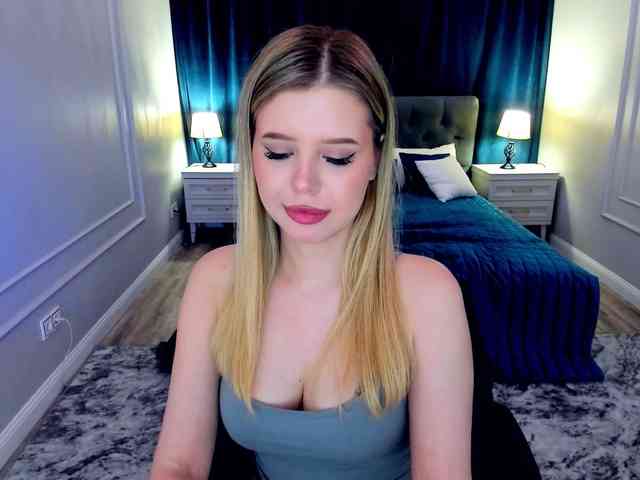 GlamorousGirl webcam