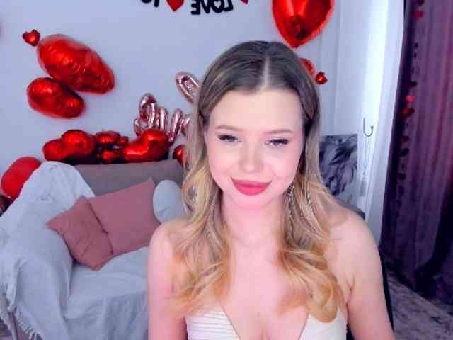 GlamorousGirl webcam