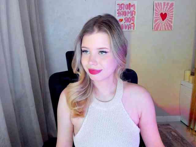 GlamorousGirl webcam