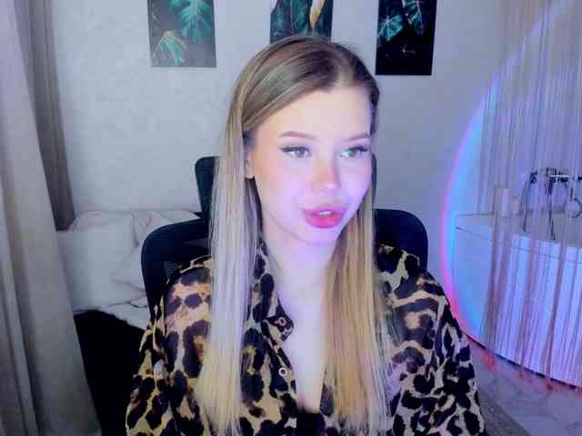 GlamorousGirl Live Webcam on BongaCams