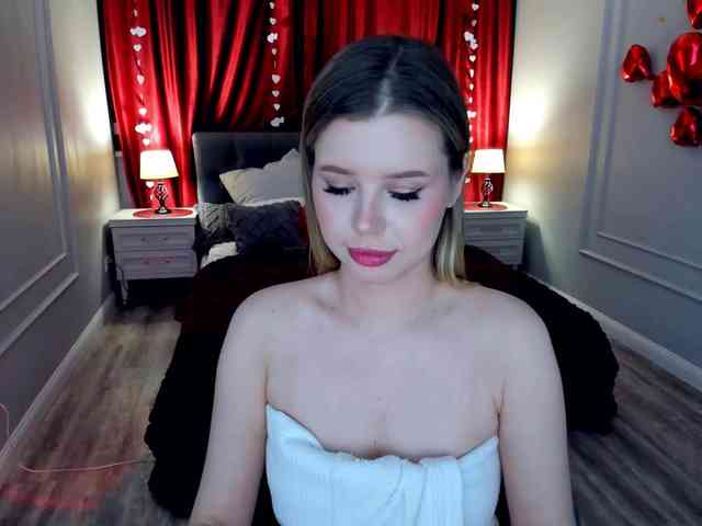 GlamorousGirl webcam