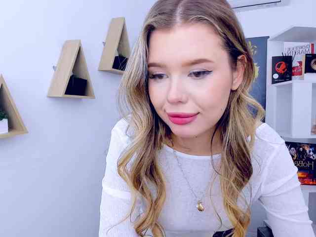 GlamorousGirl webcam