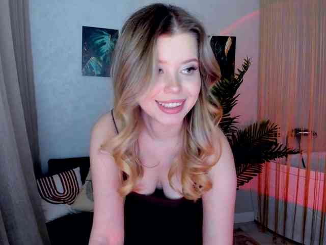 GlamorousGirl webcam