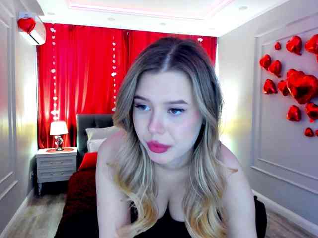 GlamorousGirl webcam