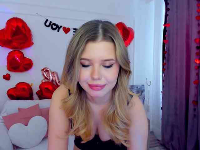 GlamorousGirl webcam