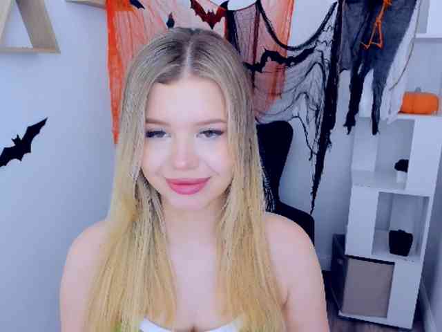 GlamorousGirl webcam