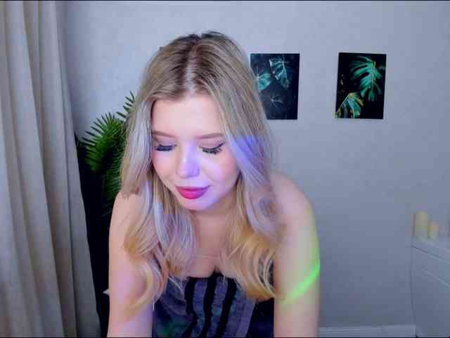 GlamorousGirl webcam