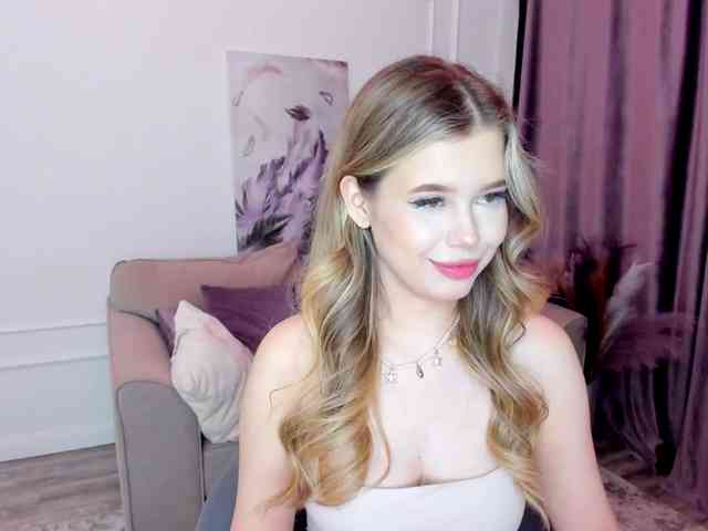 GlamorousGirl webcam