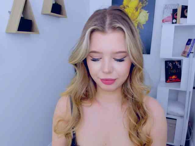 GlamorousGirl webcam