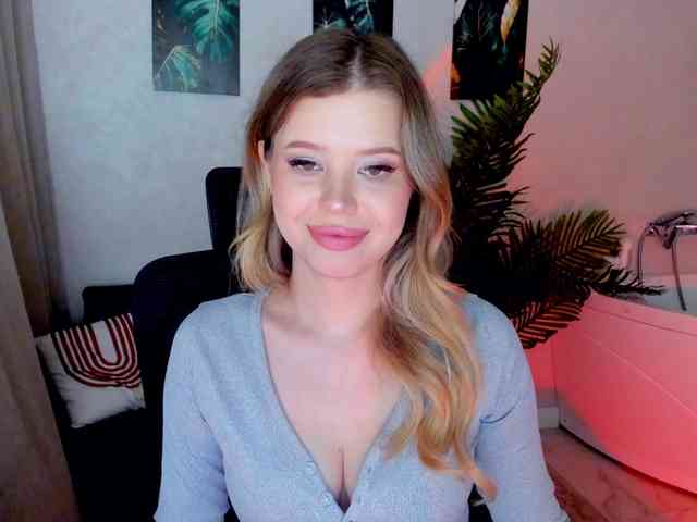 GlamorousGirl webcam