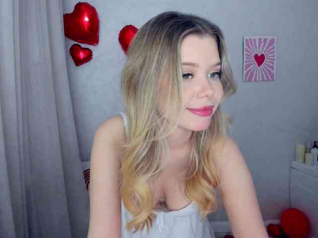 GlamorousGirl webcam