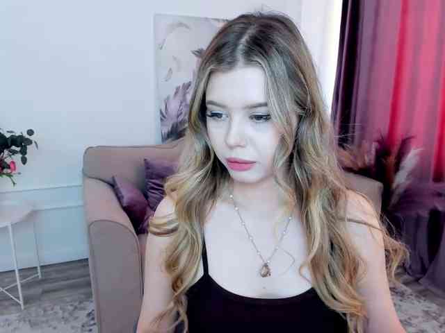 GlamorousGirl webcam