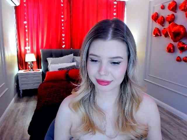 GlamorousGirl webcam