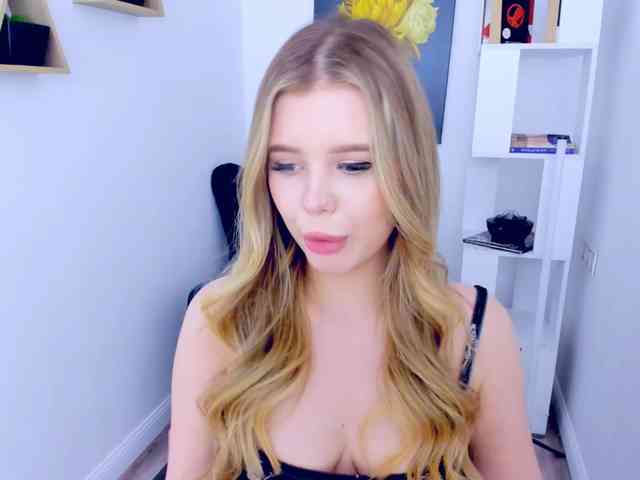 GlamorousGirl webcam