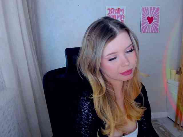 GlamorousGirl webcam