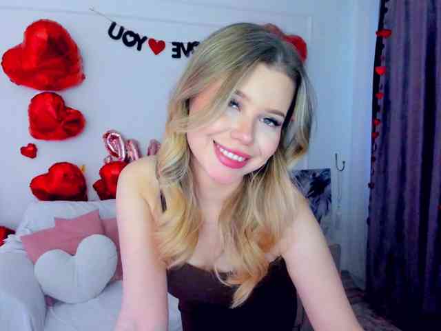 GlamorousGirl webcam