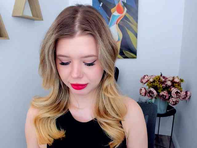 GlamorousGirl webcam