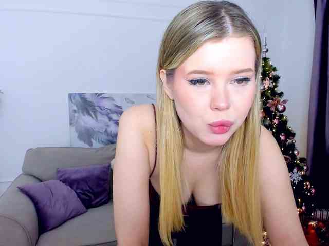 GlamorousGirl webcam