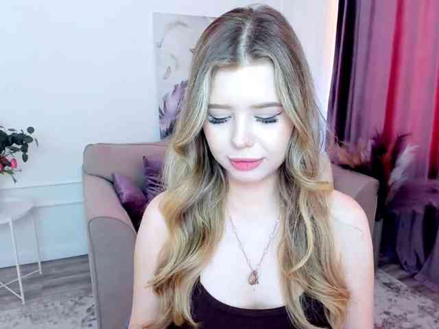 GlamorousGirl webcam