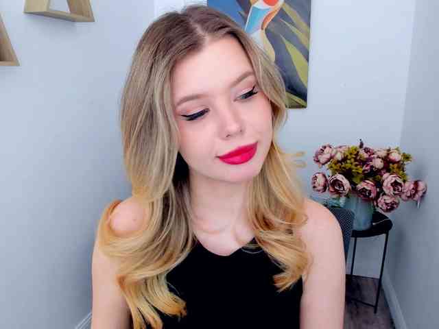 GlamorousGirl webcam